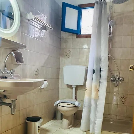 Glaros Apartament